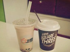 三平方奶茶突然火爆的真正原因。