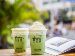 萃茶師加盟店如何經營才能吸引如此多的消費者