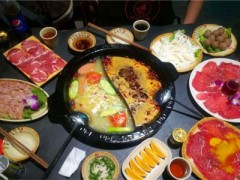開荒匠市井火鍋加盟只需幾萬元！成都地道風(fēng)味老火鍋！