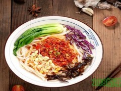 巭長(zhǎng)安大塊牛肉面加盟賺錢(qián)嗎？巭長(zhǎng)安大塊牛肉面加盟好不好？