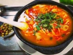 苗佳酸湯粉生意好做嗎？苗佳酸湯粉值得加盟嗎？