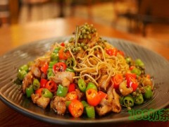 辣呦加盟