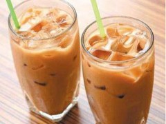 現(xiàn)在加盟皇瓏奶茶發(fā)展前景如何_中山凱亞菲食品有限公司