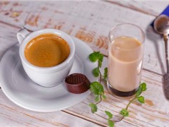 一家奶茶店需要多少錢？奶茶行業(yè)的成本高不高？
