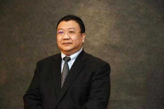 瑞幸咖啡董事長(zhǎng)陸正耀和他的“千億巨輪”