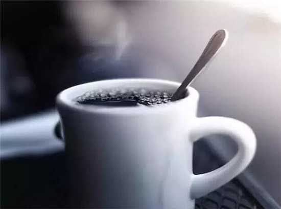 黑咖啡的熱量有多少？你喝咖啡會胖的原因在這里！