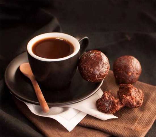 每天喝一杯咖啡有這2大壞處，善勸大家：這4種人最好別喝