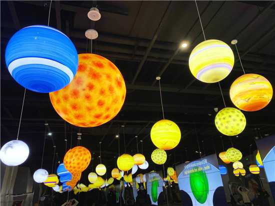 隕石拿鐵什么味？北京首家太空主題咖啡館等你來探秘