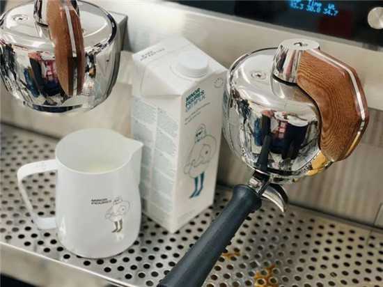 5個步驟在家做一杯燕麥肉桂冰咖啡