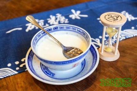 福申糖水鋪加盟多少錢?正宗廣式水牛奶甜品店【表】