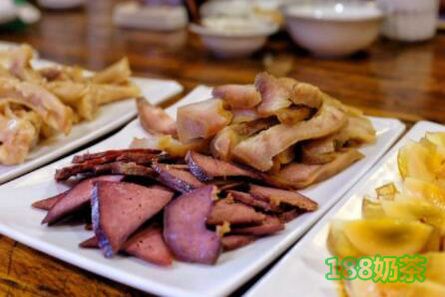 有料名鹵是加盟店嗎?小本投資_5㎡+2人即可開店