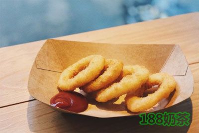 西飛利小食加盟