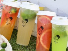 不用擔心客源的奶茶行業(yè)！