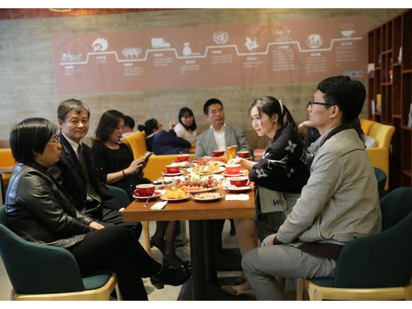 云南農(nóng)墾首開萬達(dá)咖啡體驗(yàn)店，一站式推介高原特色農(nóng)產(chǎn)品