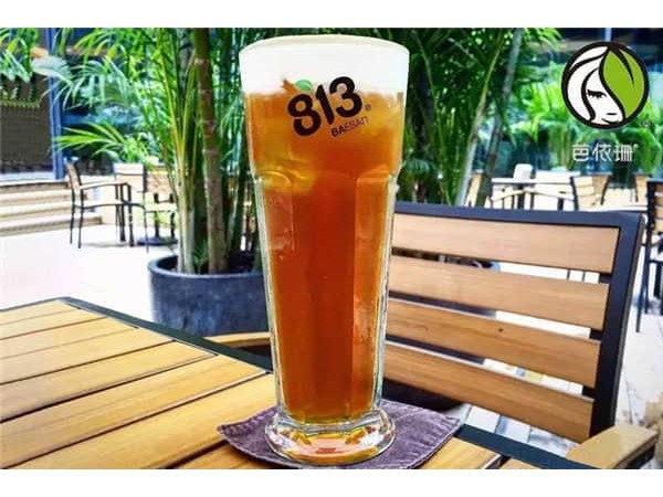 芭依珊奶茶加盟費(fèi)河南電話，三十萬(wàn)出頭適合大學(xué)生創(chuàng)業(yè)的好項(xiàng)目