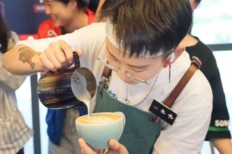 https://image.ipaiban.com/upload-ueditor-image-20191112-1573552274014074003.jpg