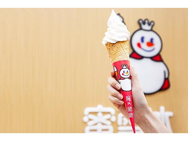 蜜雪冰城加盟怎么樣？收益是不是比普通{行業(yè)}多