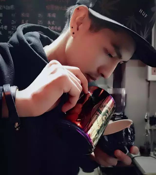 尹光輝_副本.jpg