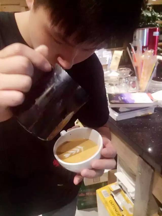 秦澤軒.jpg