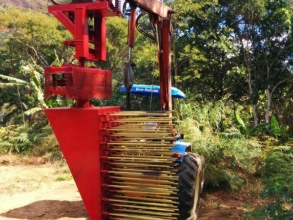 巴西研發(fā)山區(qū)咖啡采摘機(jī)，最大坡度允許50度，將大幅提高采摘效率