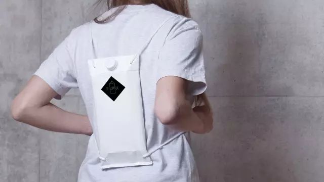 看演出時(shí)沒(méi)喝完的飲品怎么辦？奧地利學(xué)生發(fā)明了這個(gè)神器