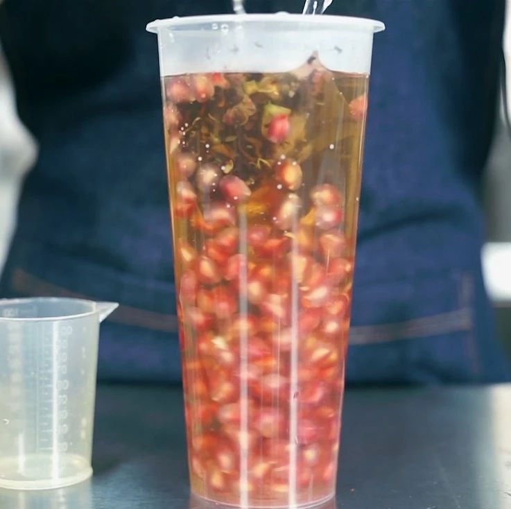 滿杯紅鉆？紅石榴還在做冷飲？來做款熱戀紅寶石吧