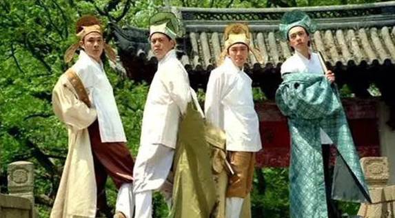 情人節(jié)營(yíng)銷大考：哪個(gè)品牌得分更高？