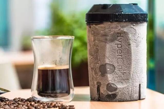 抗暑！這杯讓熱飲 秒變冰涼