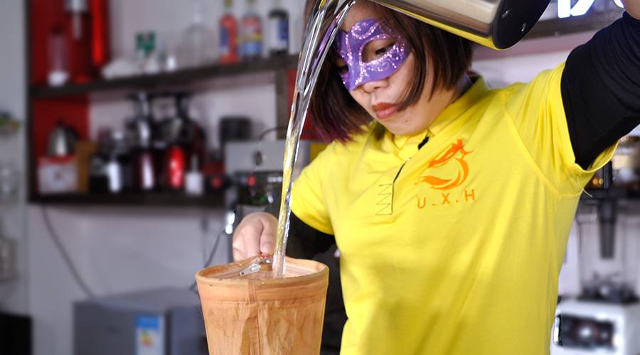 不山寨的品牌去年開了 家店，港式奶茶的配方也被公開了