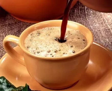 英式奶茶VS印第安奶茶，哪個(gè)好喝？