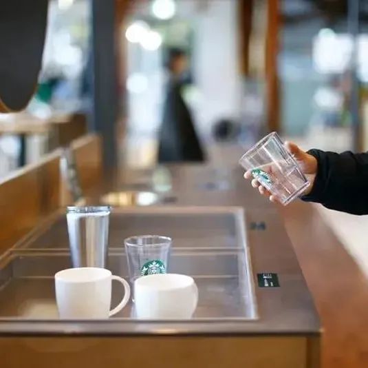 星巴克又開綠色門店 這個(gè)店型將是未來主流？