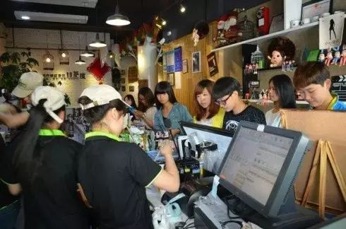 高峰時(shí)，封口機(jī)出故障時(shí)的應(yīng)對(duì)方法