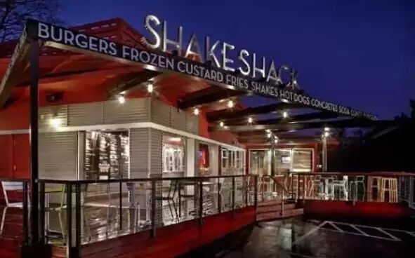 從小吃攤到年入億，這家天天排隊(duì)的餐廳有什么秘訣？