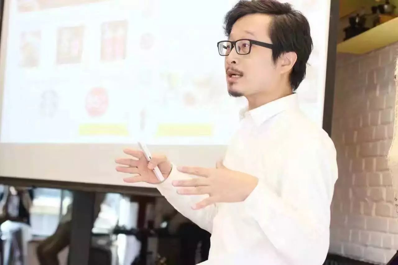 在星巴克、雕刻時(shí)光搞了年產(chǎn)品的“老司機(jī)”，告訴你產(chǎn)品怎么賣才賺錢！