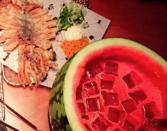 韓國(guó)夏季冰飲新寵“ 西瓜燒酒 ”