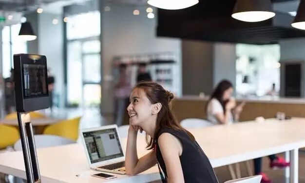 帶你見(jiàn)識(shí)傳說(shuō)中的智能咖啡店，哪哪都是自動(dòng)的