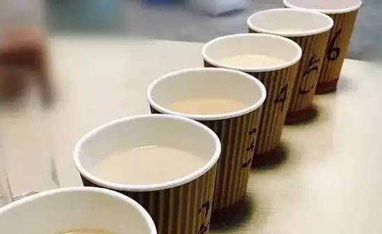 奶茶加黃酒真的好喝嗎？這是我們最具冒險(xiǎn)精神的一場評測