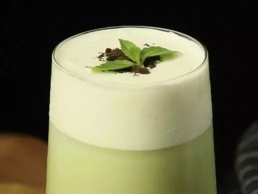 一杯奶蓋茶熱量超過大卡？奶蓋茶該如何救贖？