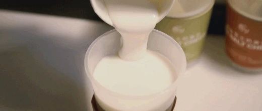 奶蓋茶真的不香了？看看這些奶茶品牌怎么玩的