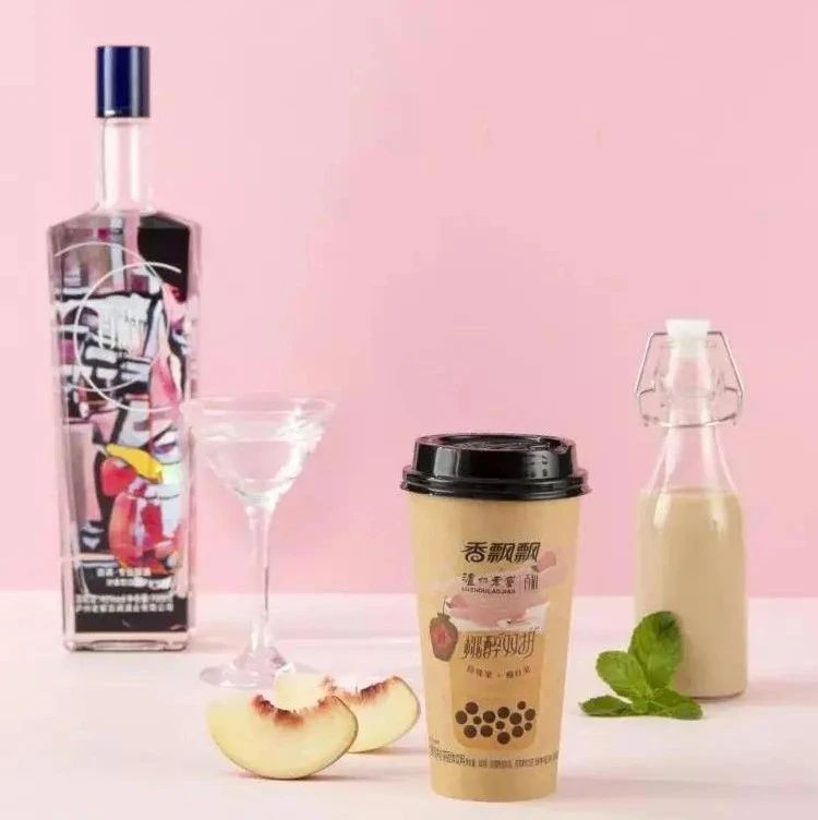 奶茶+白酒！酒味奶茶賣斷貨