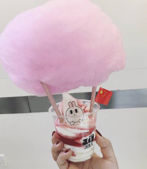 款最妖艷的夏日手捧環(huán)，朋友圈必備曬圖神器