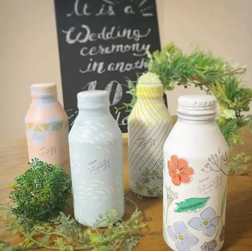 這款生姜茶飲，憑借 個(gè)高顏值的包裝成為了日本網(wǎng)紅