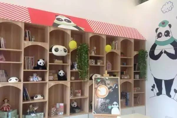 成都郵局開賣飲品還標(biāo)簽化！這走的是什么棋？