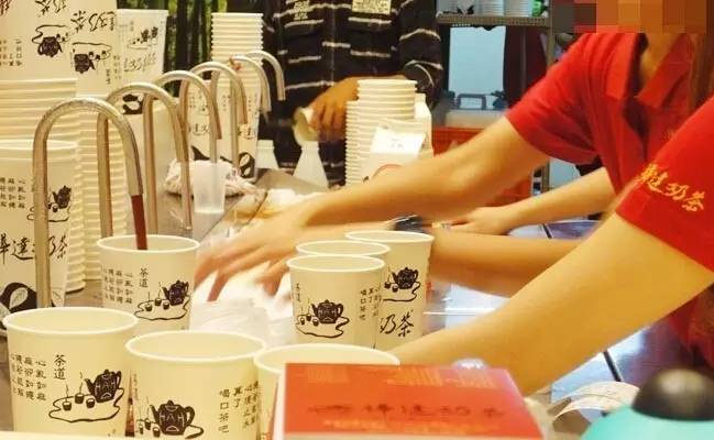 樺達奶茶，有脾氣的奶茶店