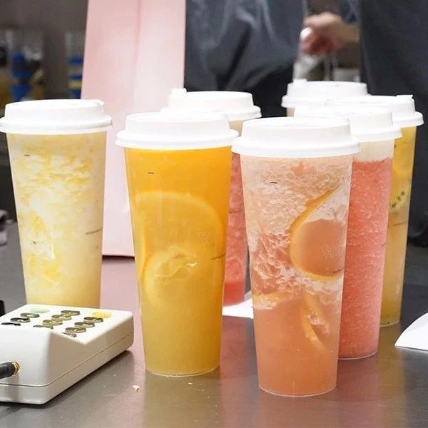 一杯水果茶一年賣出 萬杯？大品牌在推出水果茶上面有什么套路？