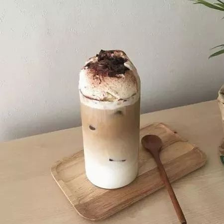 我這樣評價(jià)那家飲品難喝的奶茶店 老板看后竟然笑了
