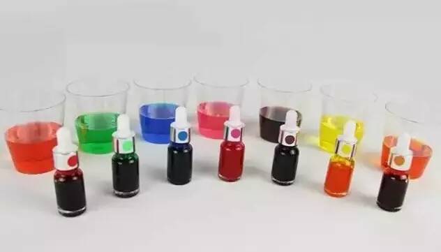 現(xiàn)調(diào)飲品如何科學(xué)使用色素？