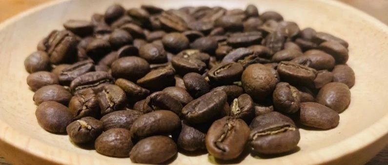 【前街咖啡師手記】一包咖啡豆放了差不多一個(gè)月不能喝？？直接丟!？