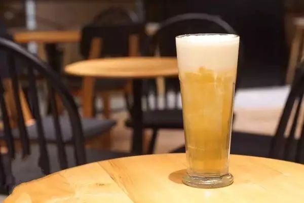 觀察：在二三線城市自創(chuàng)茶飲品牌，做火的機(jī)會(huì)有多大？