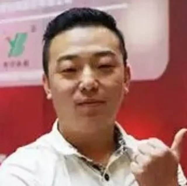 玫瑰啫喱，清新奶茶唇齒留香